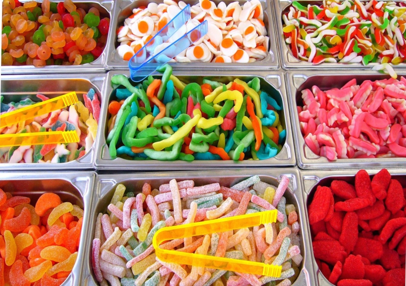 magasin-TARADEAU-min_pick_and_mix_children's_sweets_candy_colorful_treat_confectionery-1020869